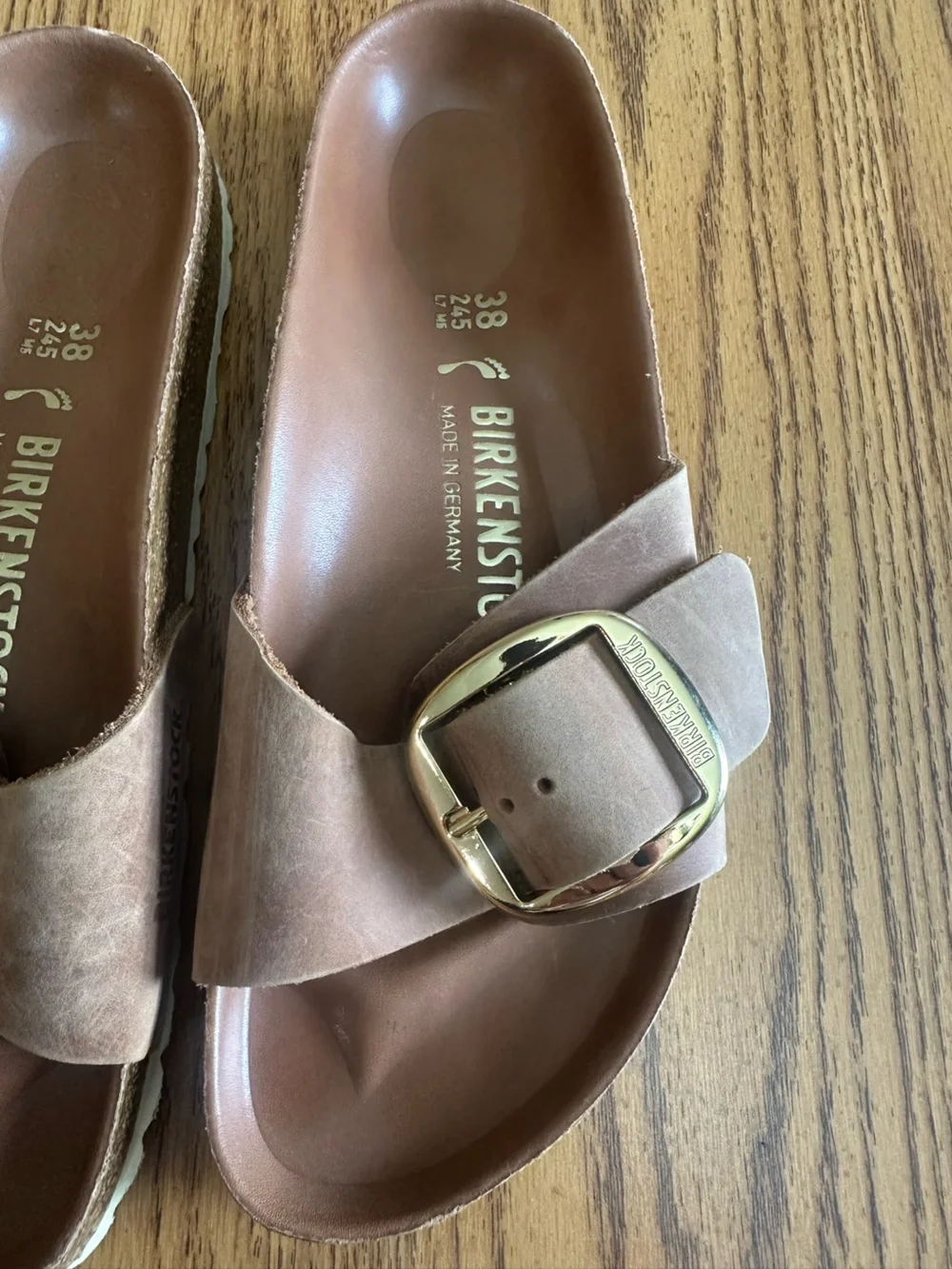 Birkenstock Women’s Tan Madrid Slide Sandals with Gold Buckles size 38